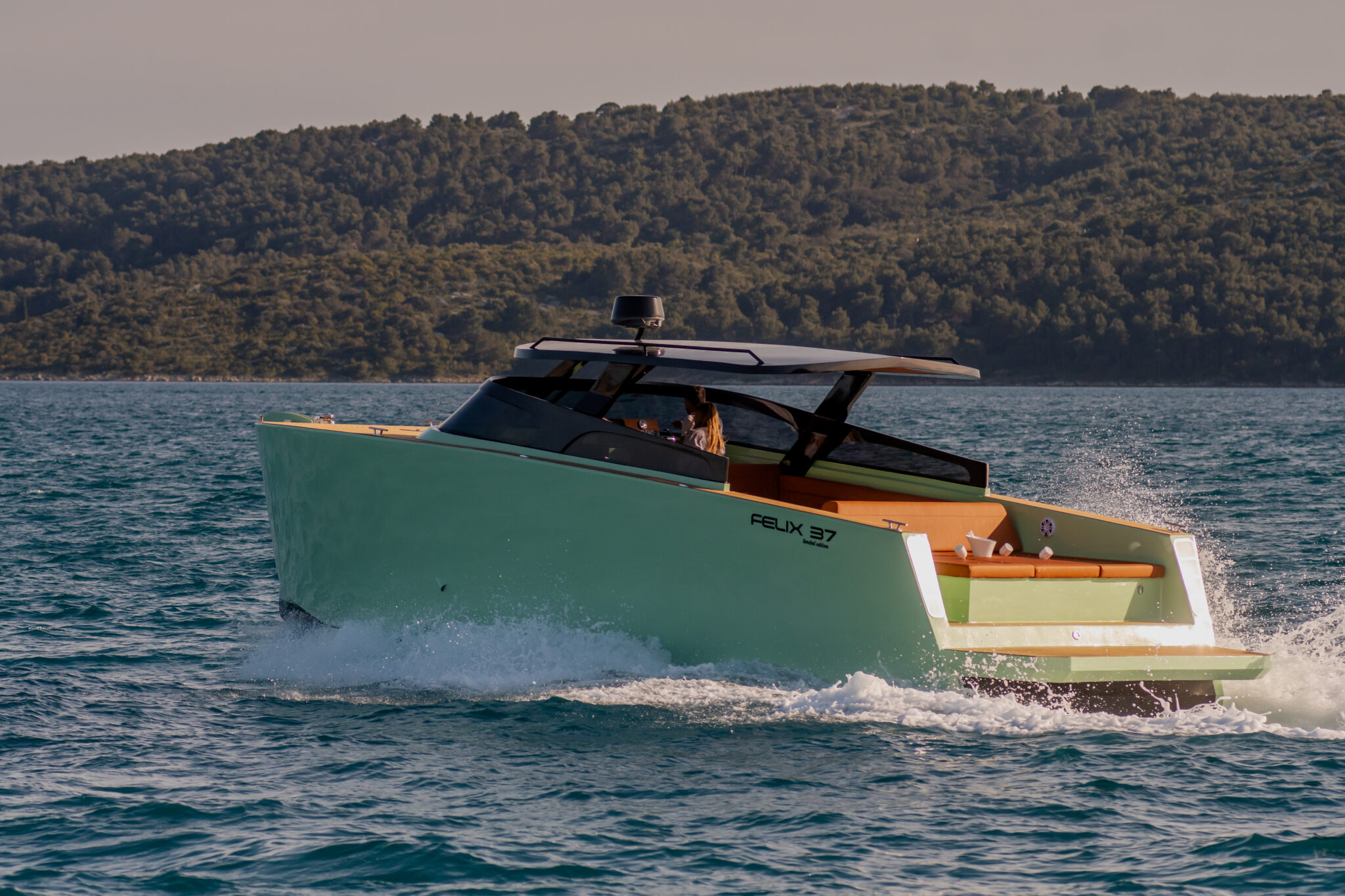 Felix 37 Limited Edition Private Boat Tour