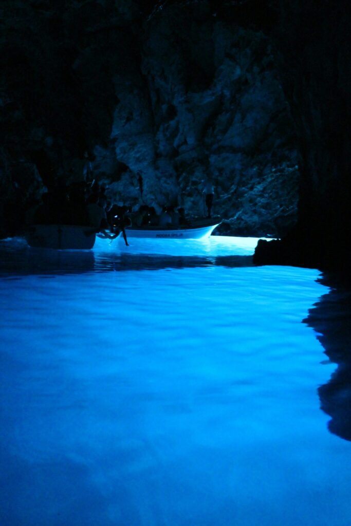 blue cave bisevo